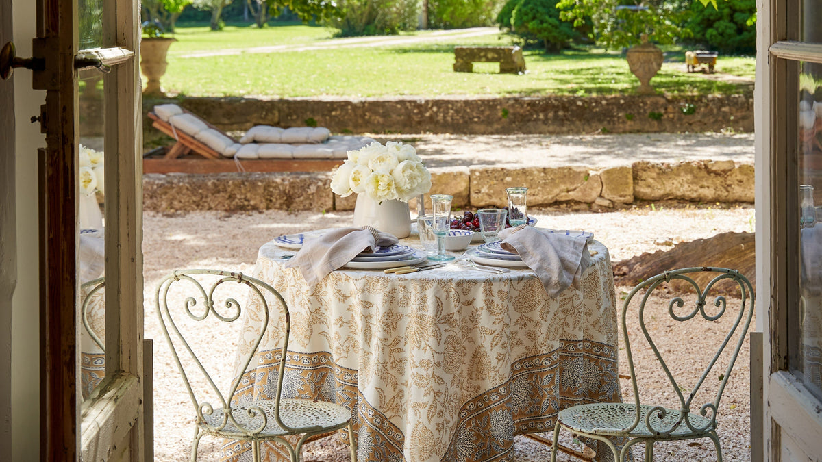 The Making of a Provence Tablescape featuring Chloe