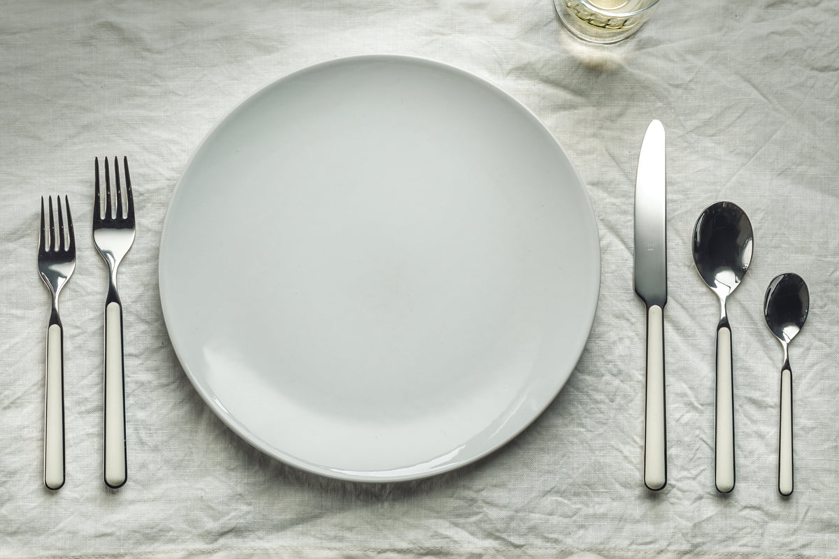 Fantasia Flatware Set - 5 Pcs. - Porcelain