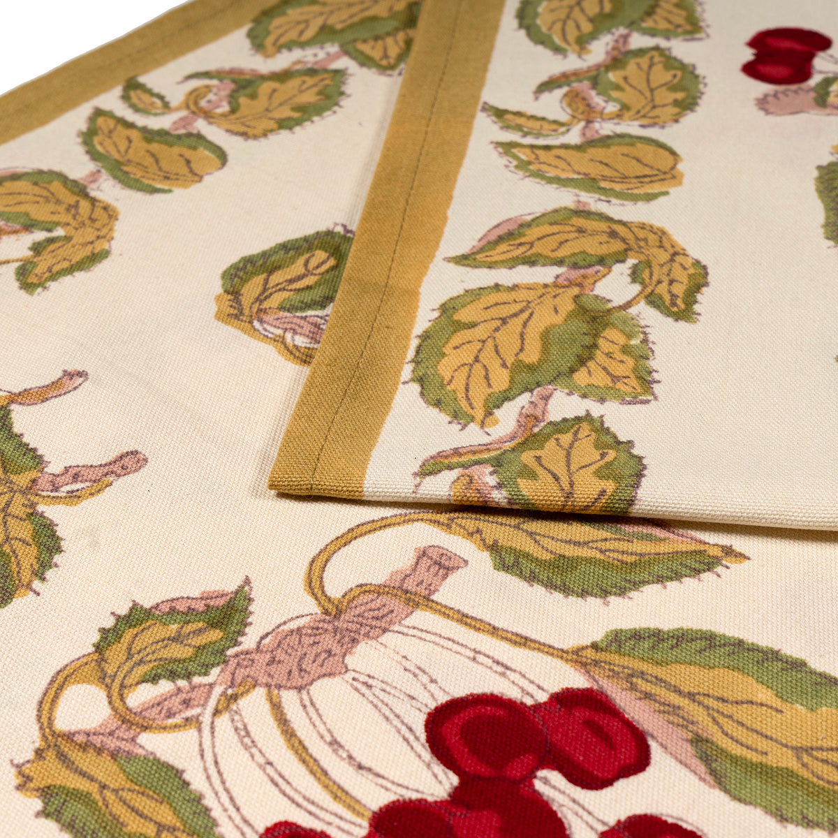 Cherry Blossom Runner Red & Green