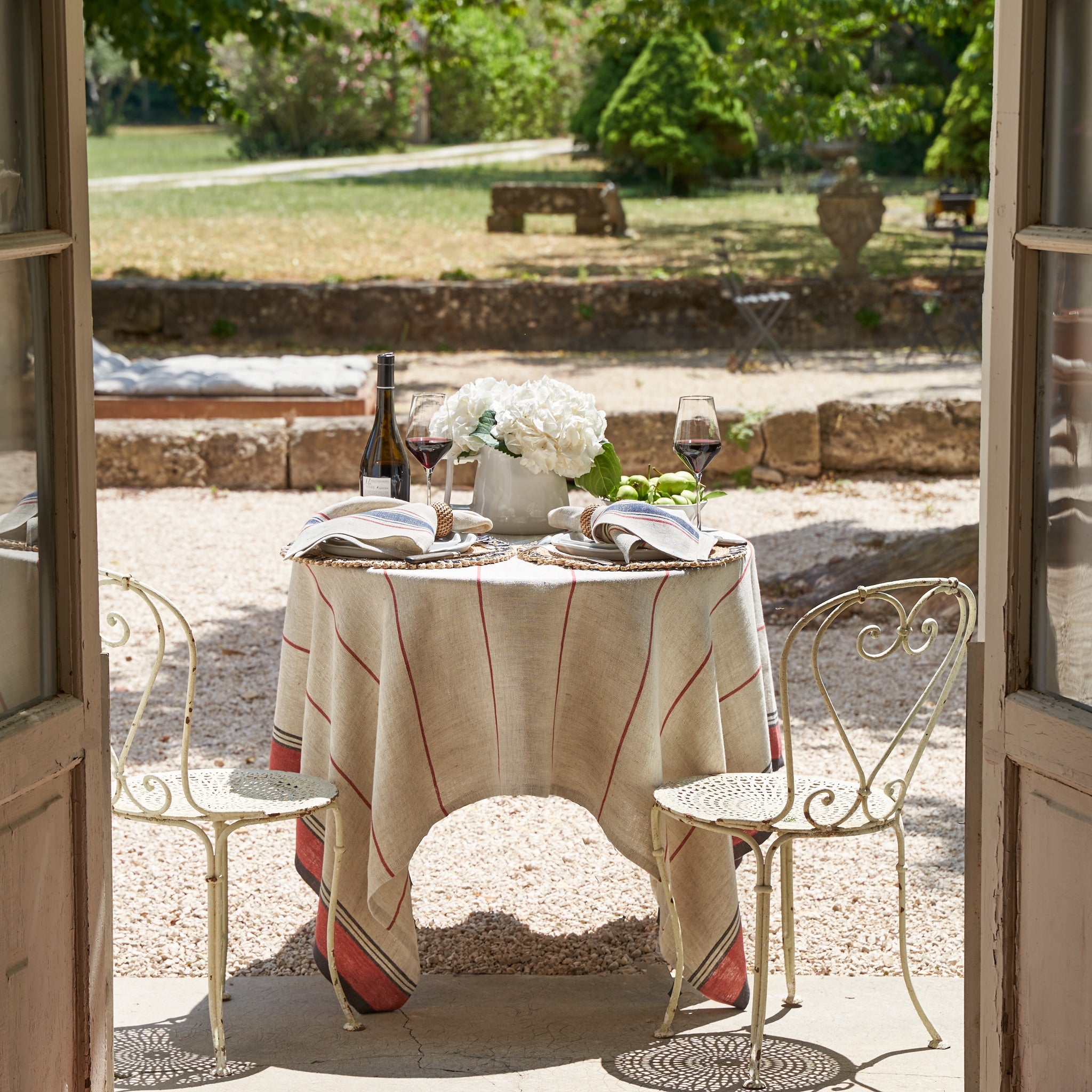 French Tablecloth Eze Ivory & Red