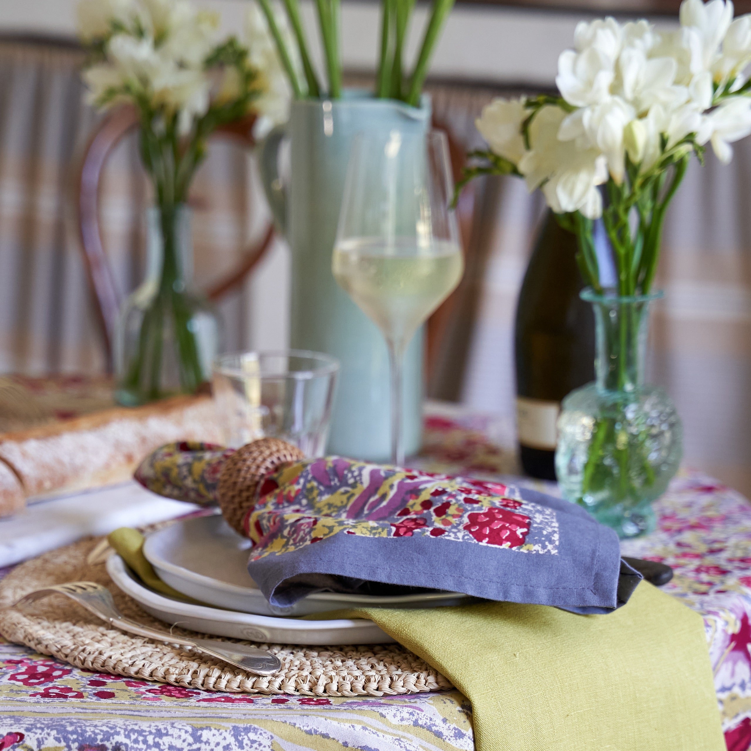 Classic Round Natural Round Placemat 15" - Set of 4