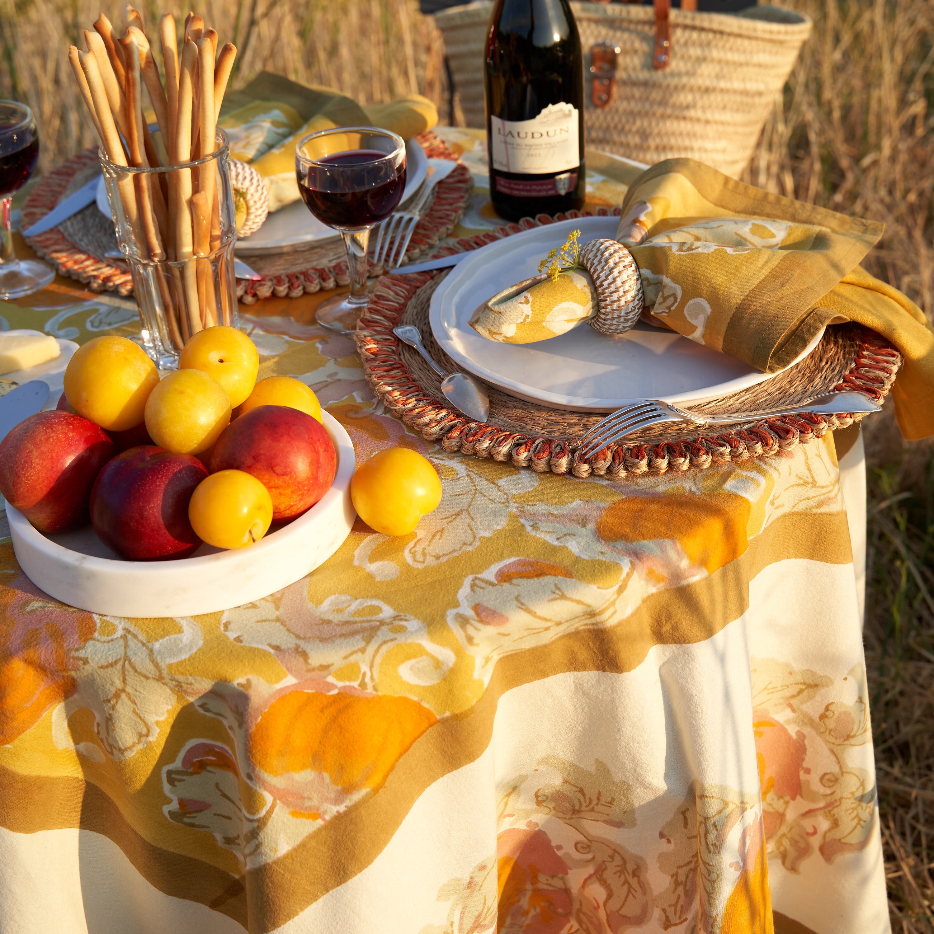 Loopy Abaca Natural & Orange 15" Round Placemats - Set of 4