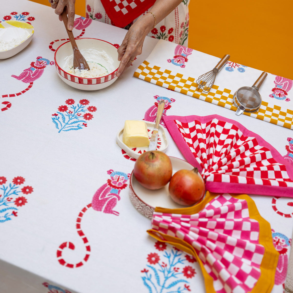 Jeu de Singes Mustard & Pink Tablecloth