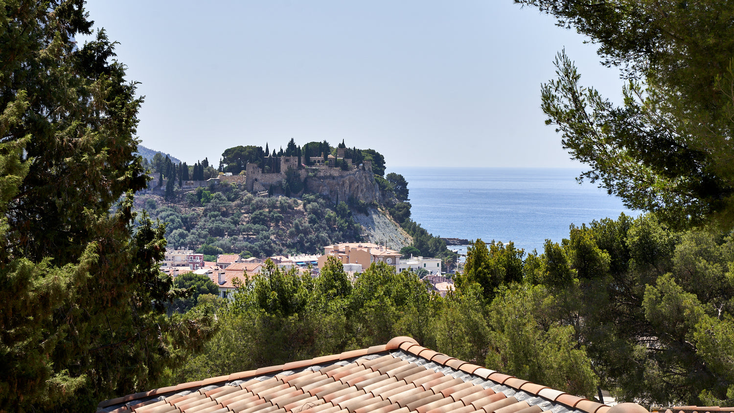Cassis: the sea in Provence