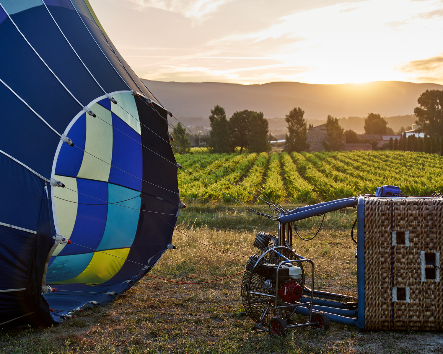 Soaring above Provence: The magic of a hot air balloon ride