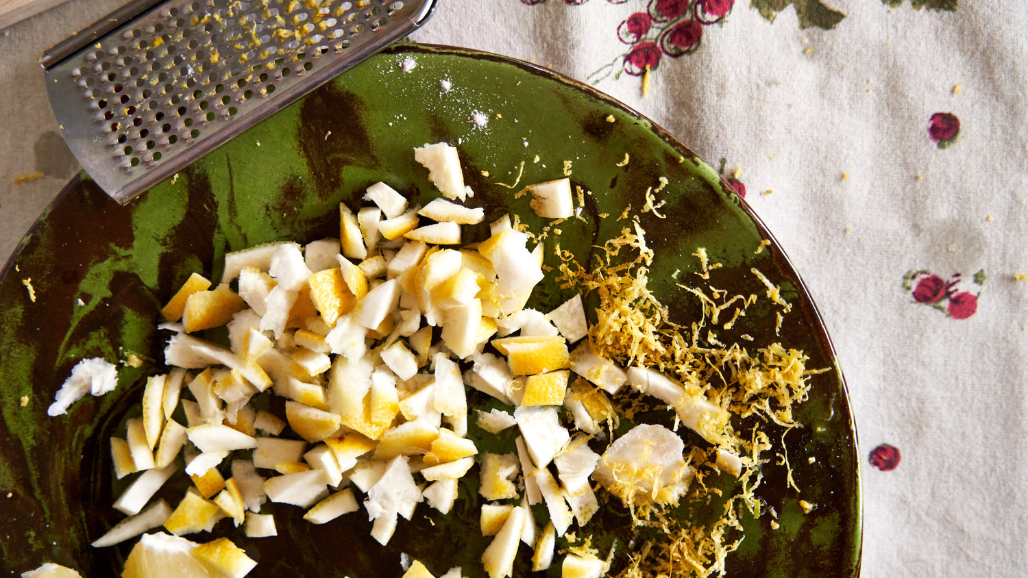 Provence Christmas Recipe: Lemon Almond Cake