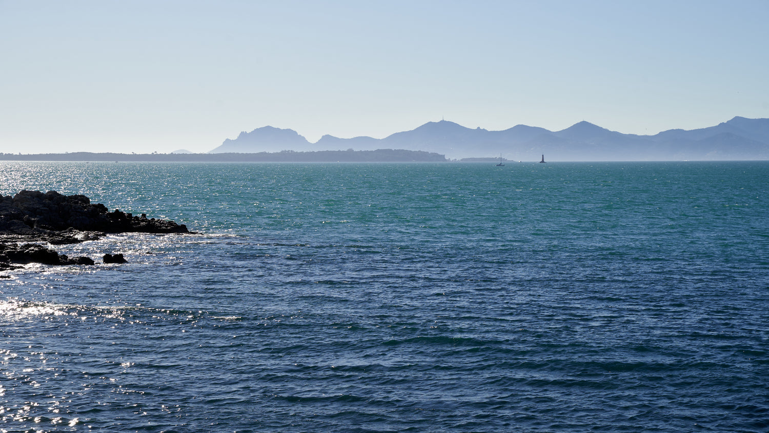 La Côte d'Azur in February