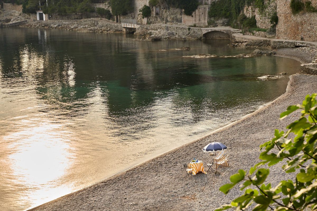 A French Riviera Tablescape at Plage Paloma