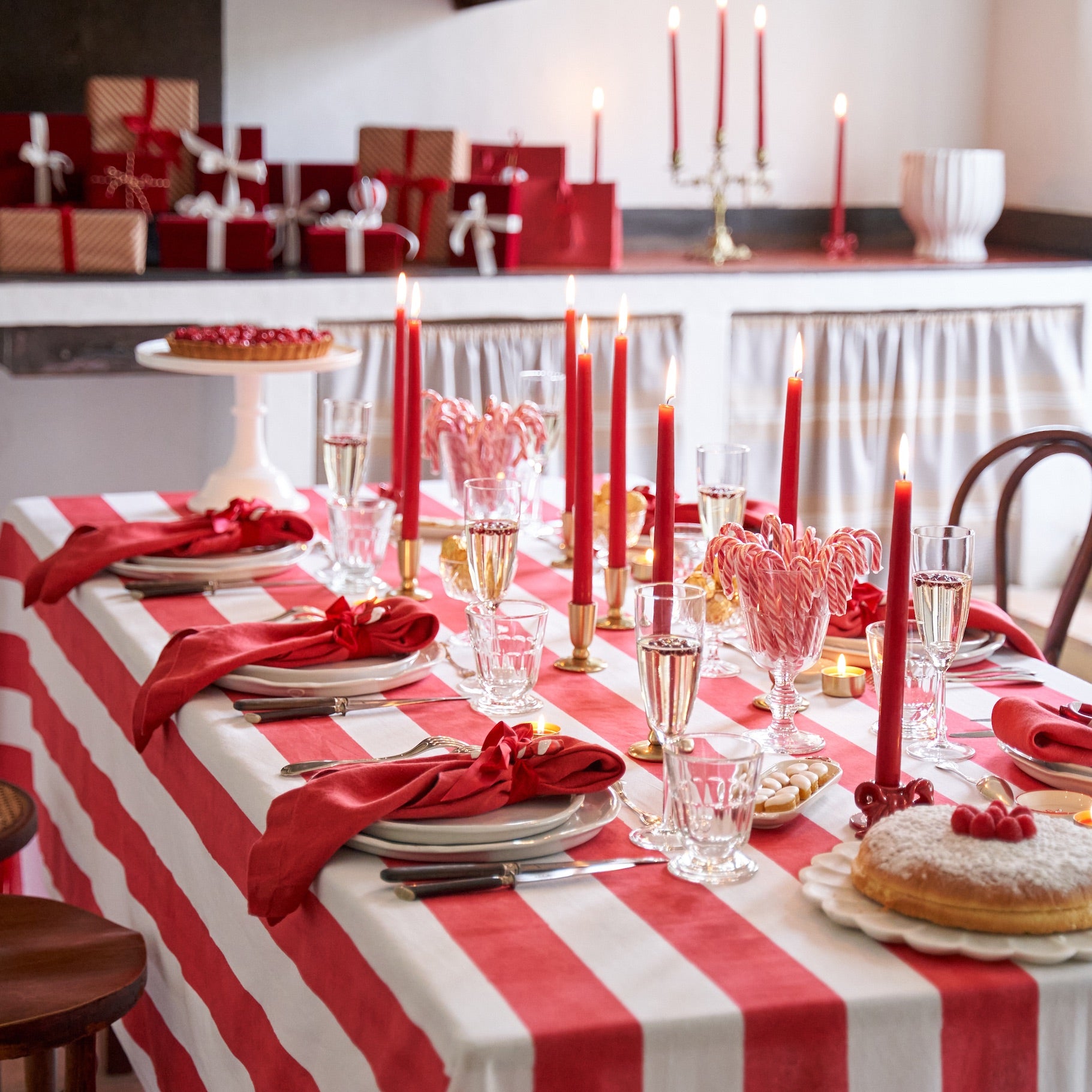 French Tablecloth St. Tropez Red Stripes