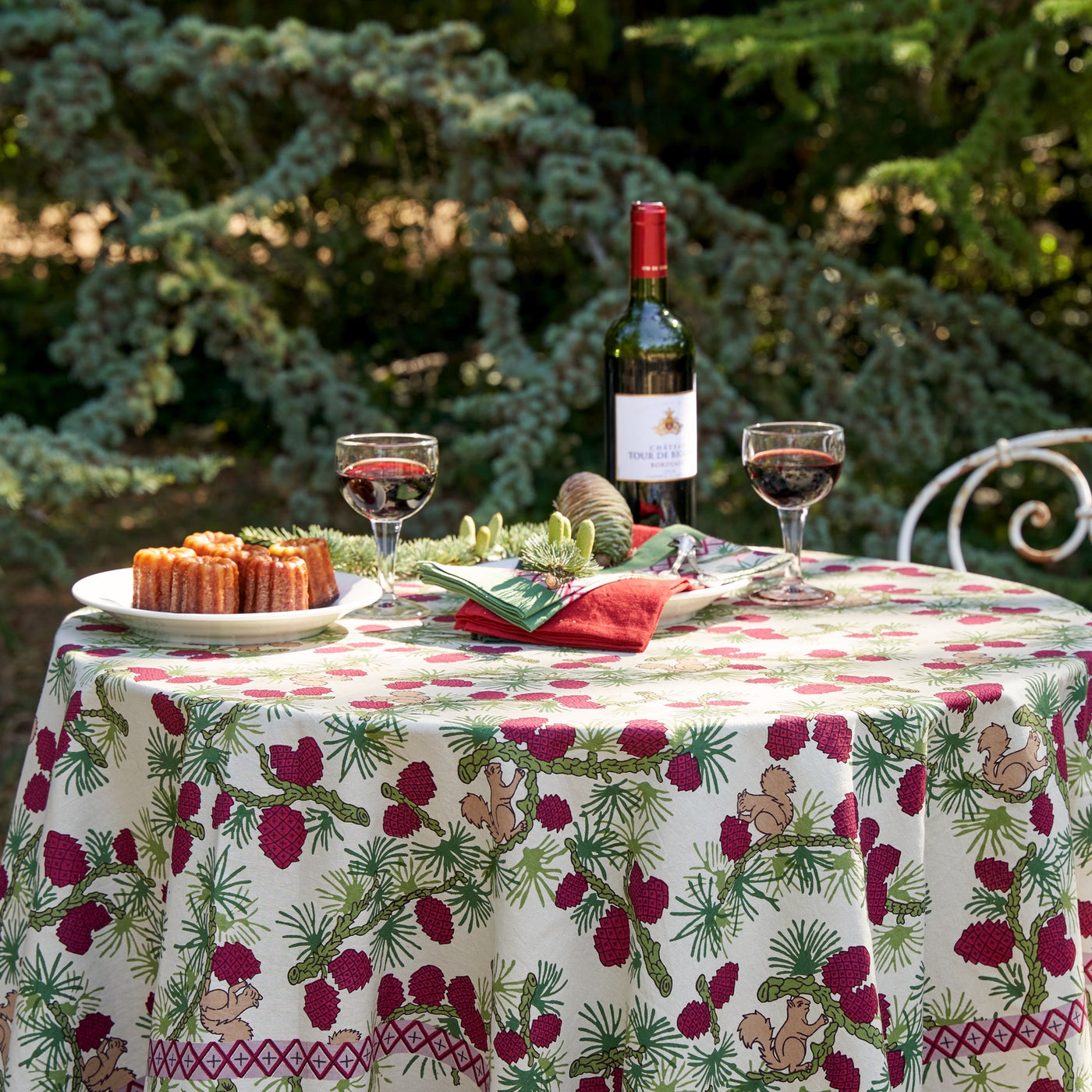 French Tablecloth Squirrel & Pinecone Red & Brown