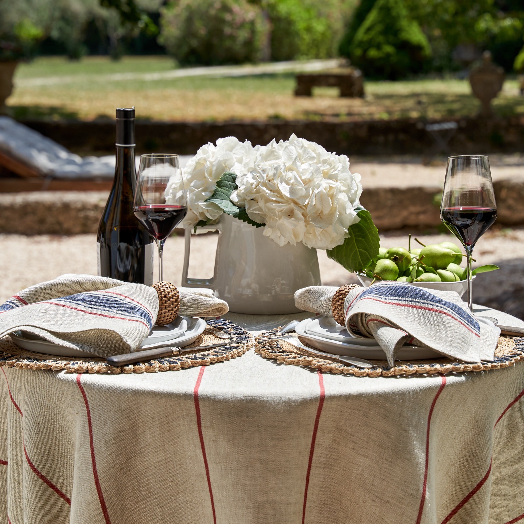 French Tablecloth Eze Ivory & Red