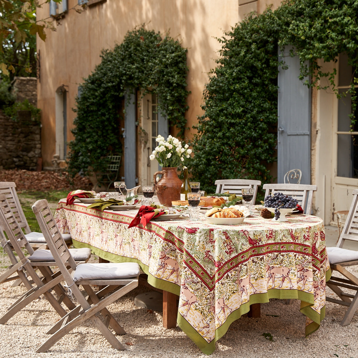 French Tablecloth Renne Red & Green