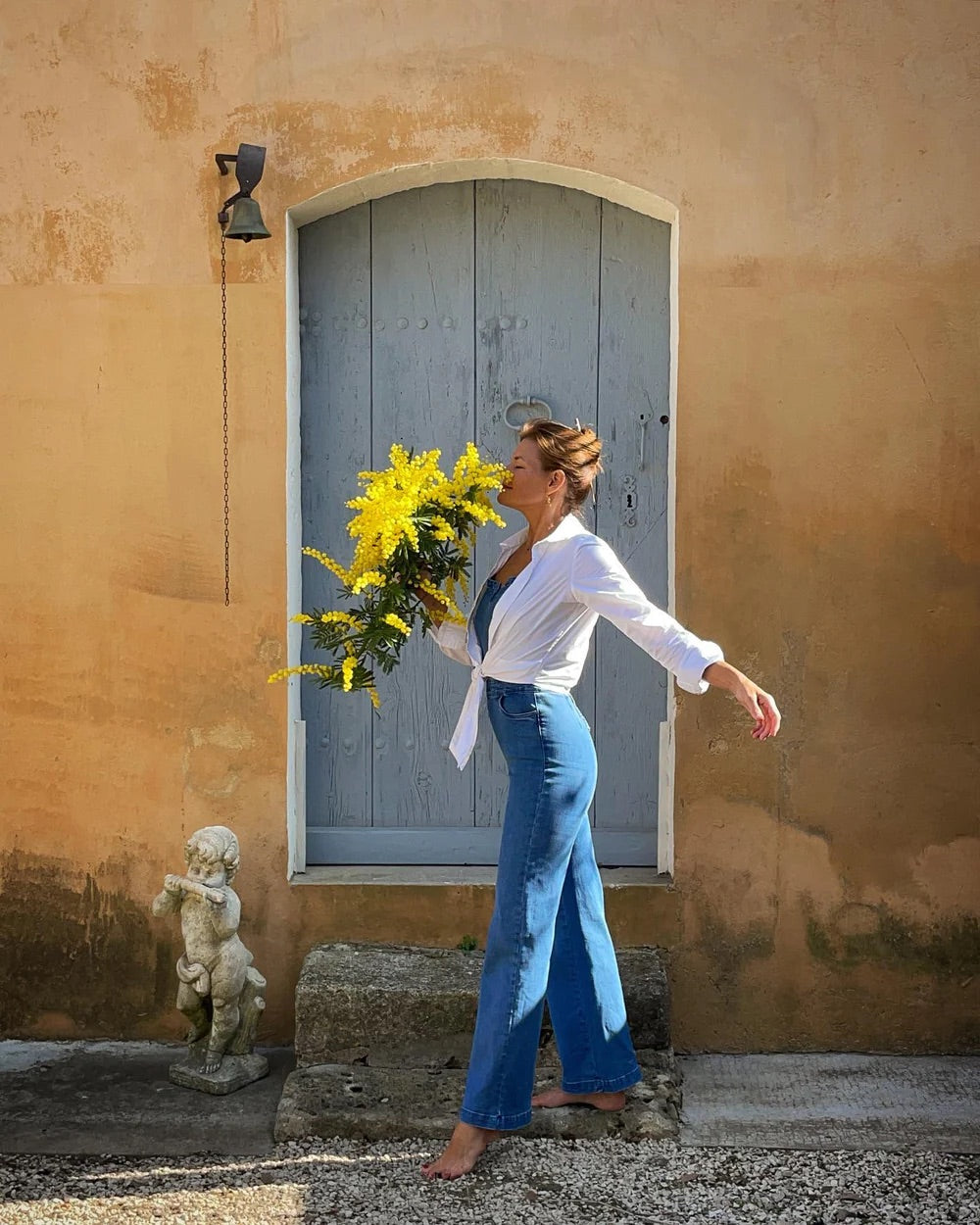 Mediterranean coastline with Couleur Nature linens