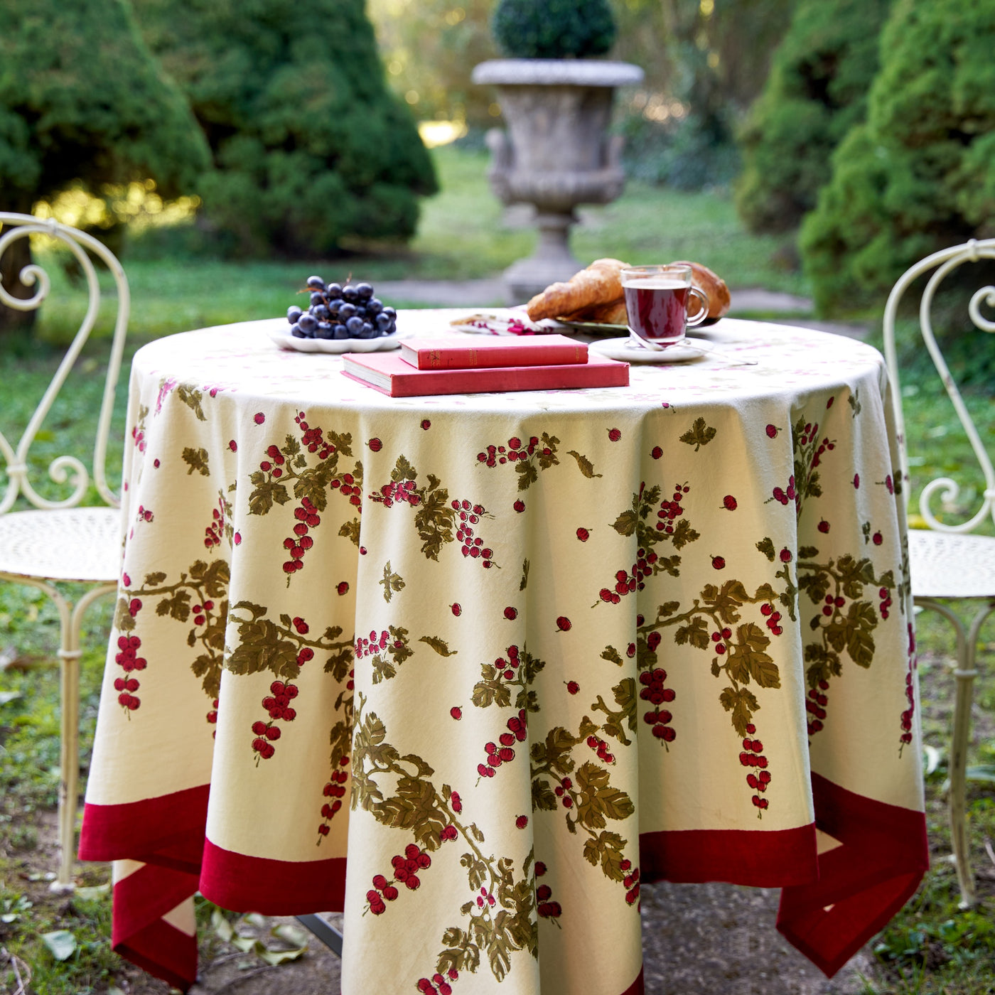 French Tablecloth Gooseberry