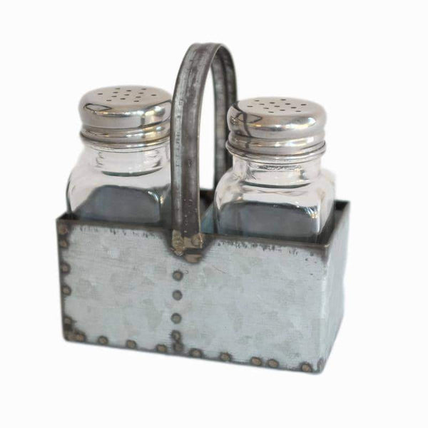 salt_pepper_shakers_1